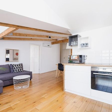 2 Bedroom Apartment With Terrace- Pilsudskiego 11 Krakow Luaran gambar