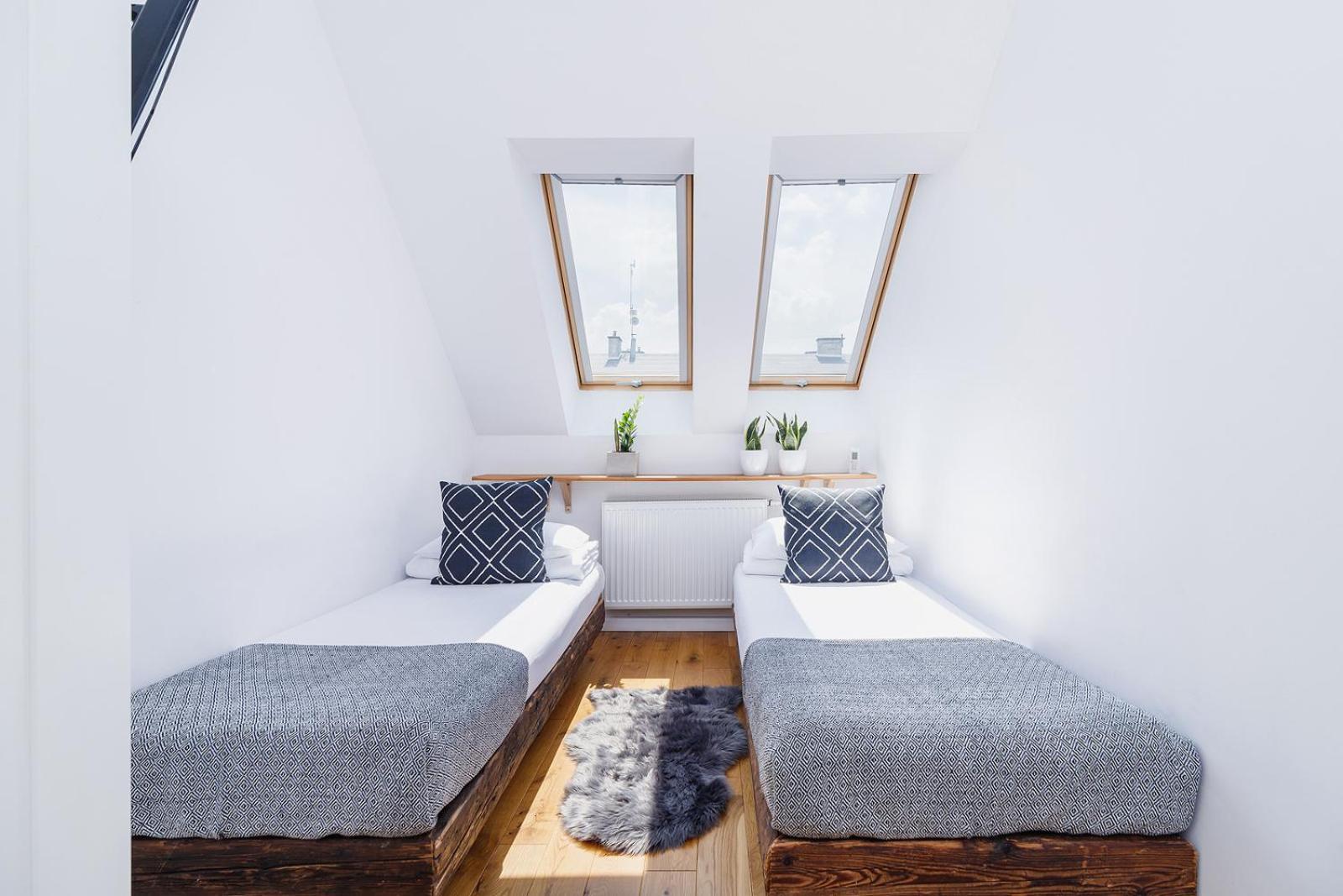 2 Bedroom Apartment With Terrace- Pilsudskiego 11 Krakow Luaran gambar
