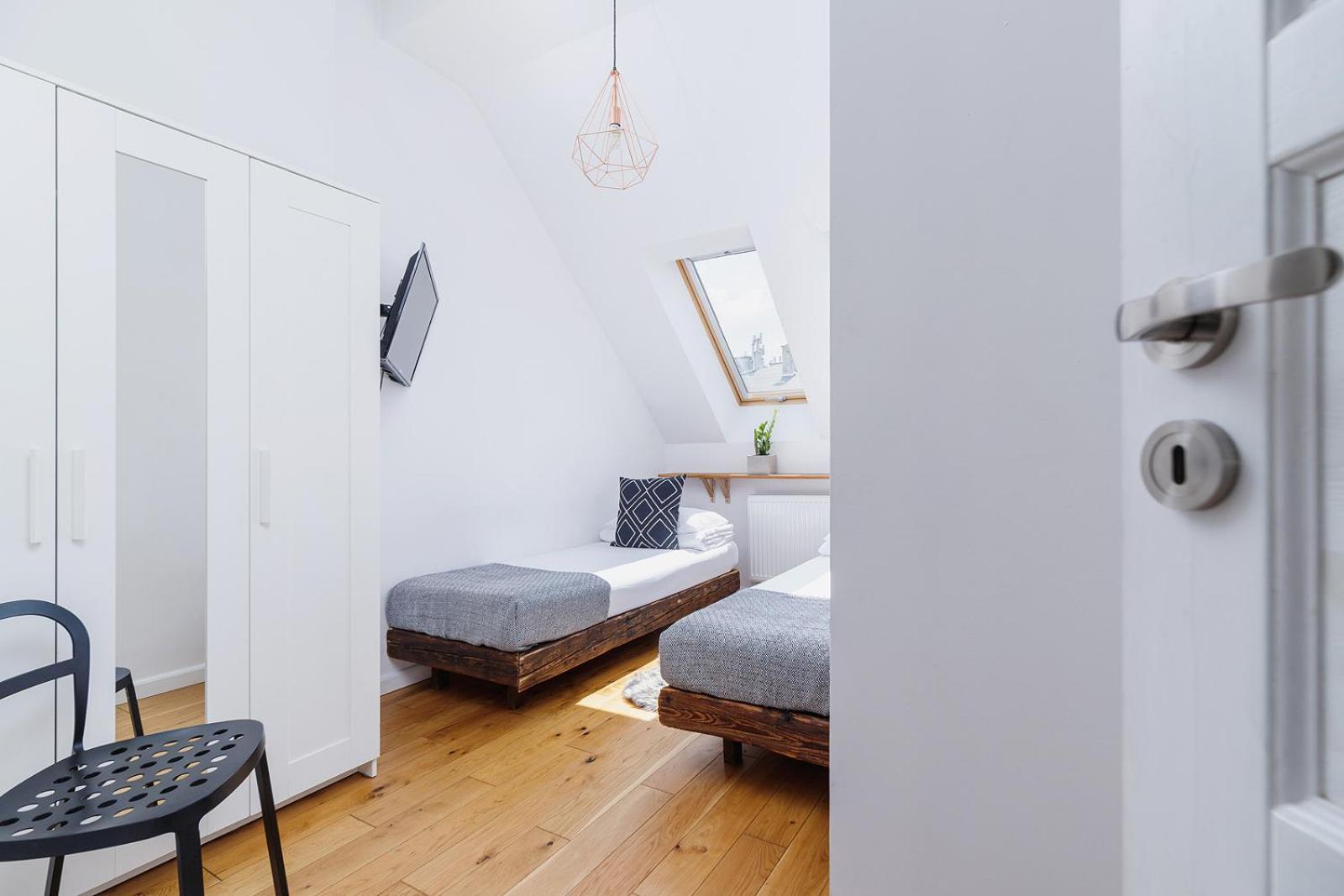 2 Bedroom Apartment With Terrace- Pilsudskiego 11 Krakow Luaran gambar
